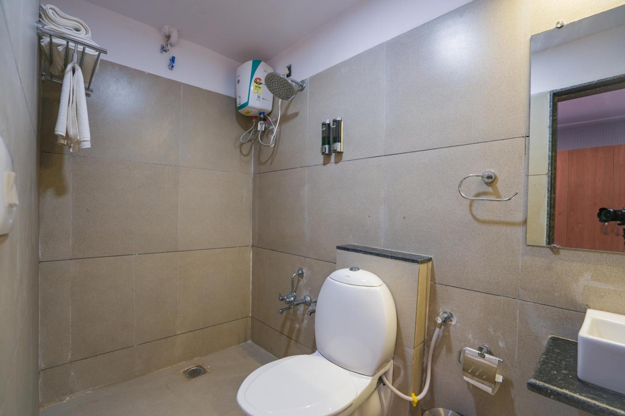 Hotel Downtown Γκαντχιναγκάρ Εξωτερικό φωτογραφία